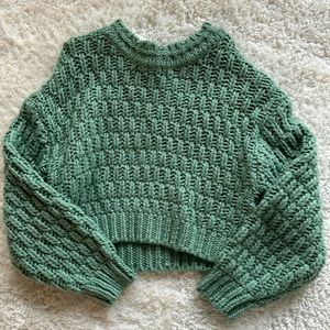 universal thread sweater